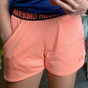 Under Armor Pink Shorts with pockets